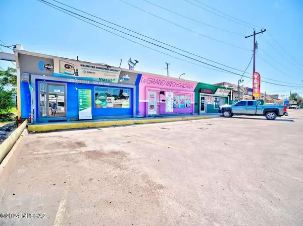 Nogales, AZ 85621,562 N Grand Avenue