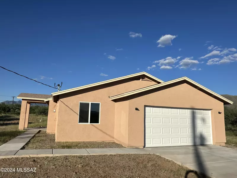 1739 Via Holanda, Rio Rico, AZ 85648