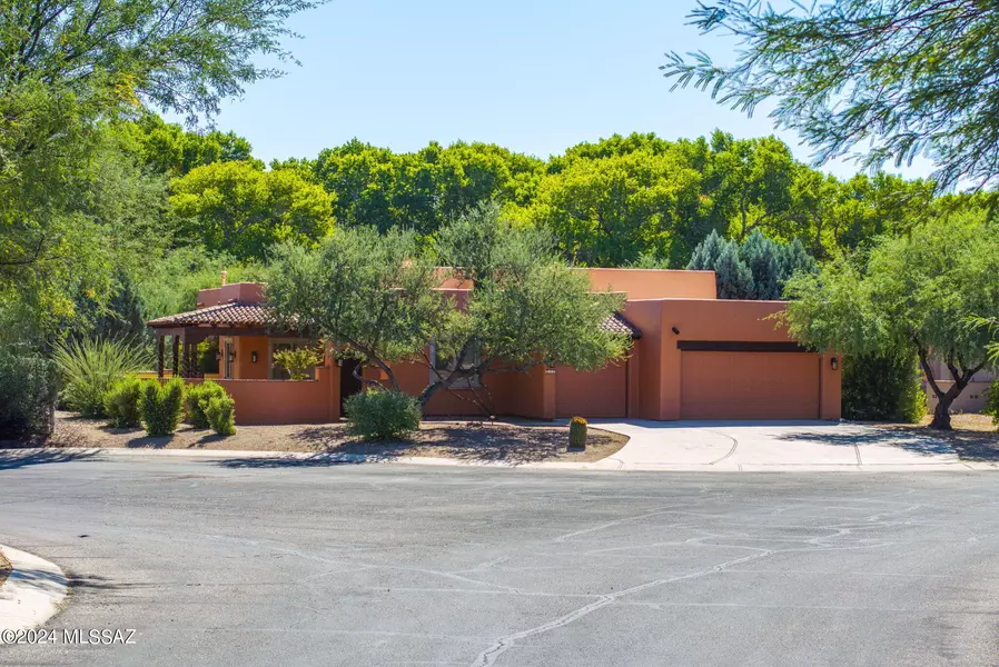 134 Circulo Vespucci, Tubac, AZ 85646