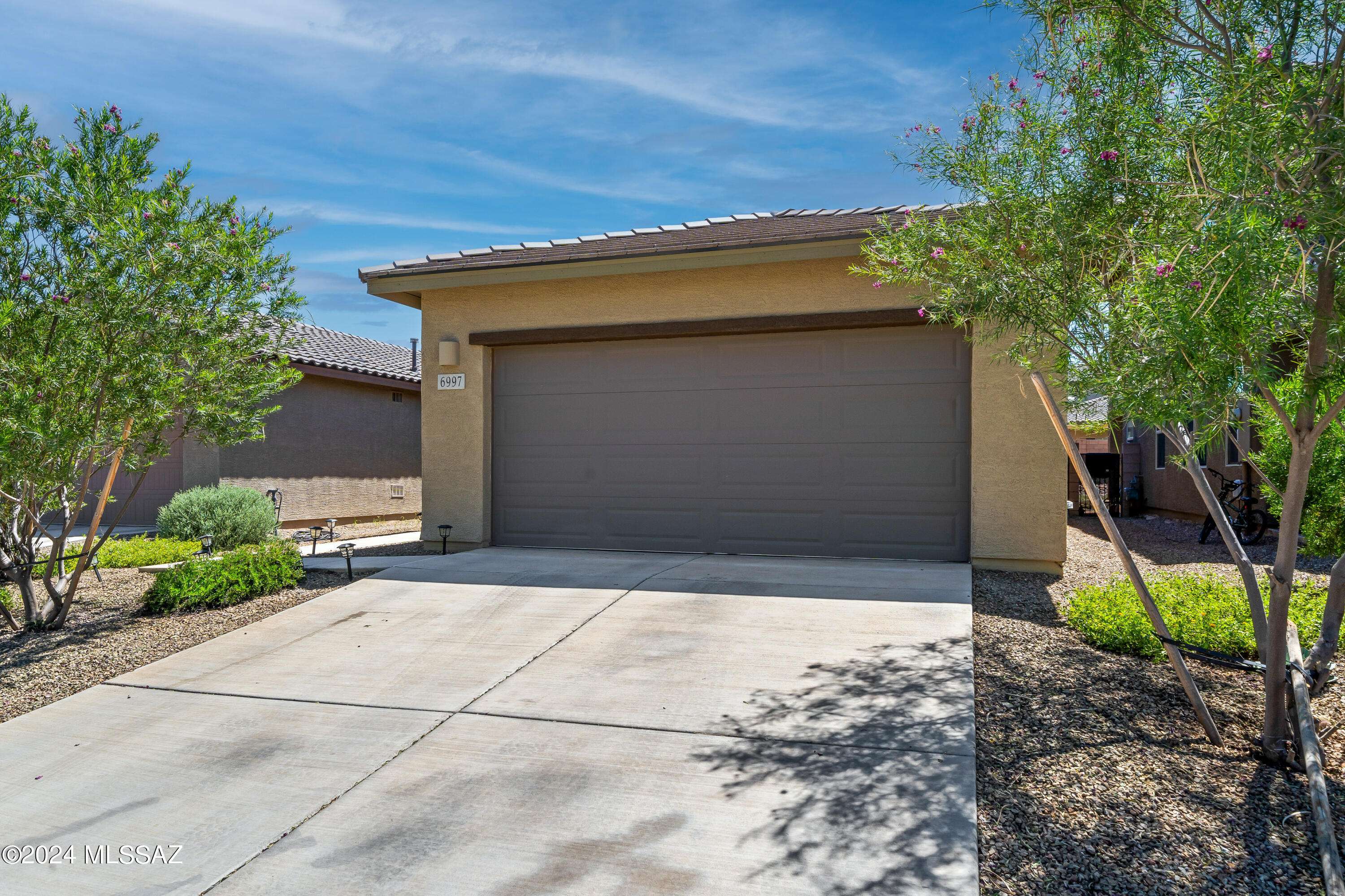 Tucson, AZ 85757,6997 W Hedge Rose Drive