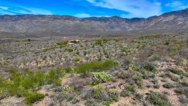 Vail, AZ 85641,0000 S X9 Ranch Road #75