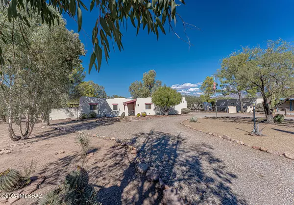 4 Camino De Media, Tubac, AZ 85646