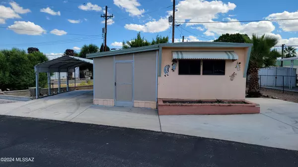 5401 W Flying M Street,  Tucson,  AZ 85713