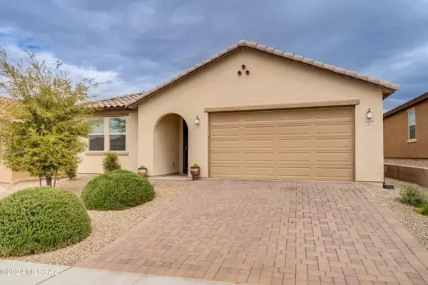 14229 E Spokeshave Drive, Vail, AZ 85641