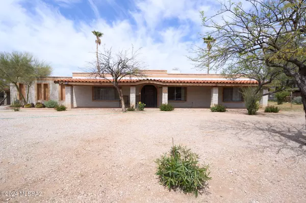 3705 N Gunnison Drive, Tucson, AZ 85749