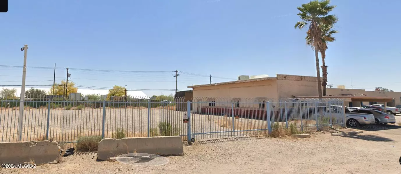 3150 E Pennsylvania Street, Tucson, AZ 85714