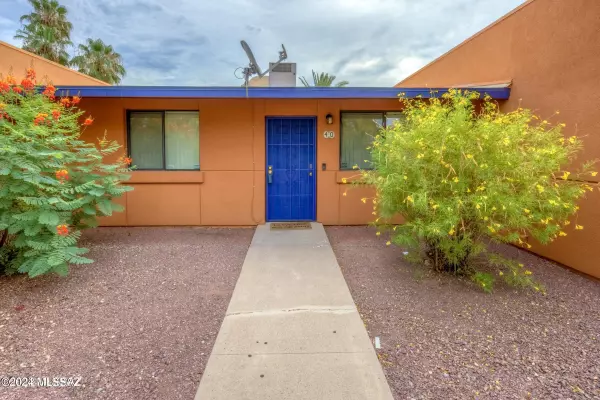 350 N Silverbell Road #40, Tucson, AZ 85745