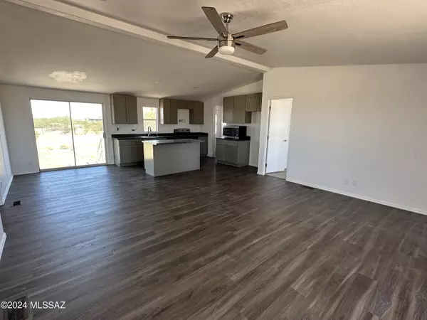 16165 W Orange Grove Road, Marana, AZ 85653