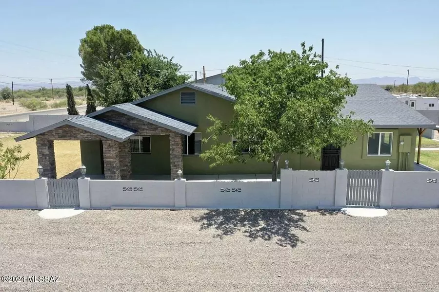 925 W Cactus Road, Safford, AZ 85546