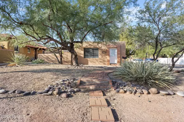 2149 E Hawthorne Street,  Tucson,  AZ 85719