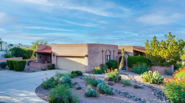 1380 W Via Del Petirrojo, Green Valley, AZ 85622