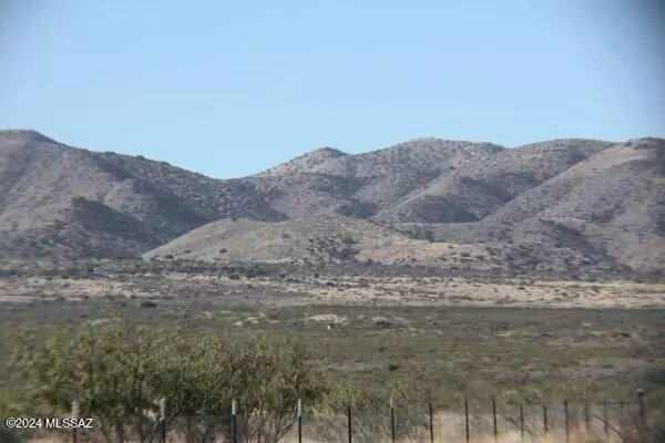 Pearce, AZ 85625,TBD095 E DOE RANCH Road #41