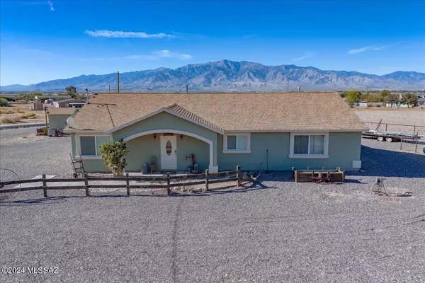 1395 W Safford Bryce Road, Safford, AZ 85546