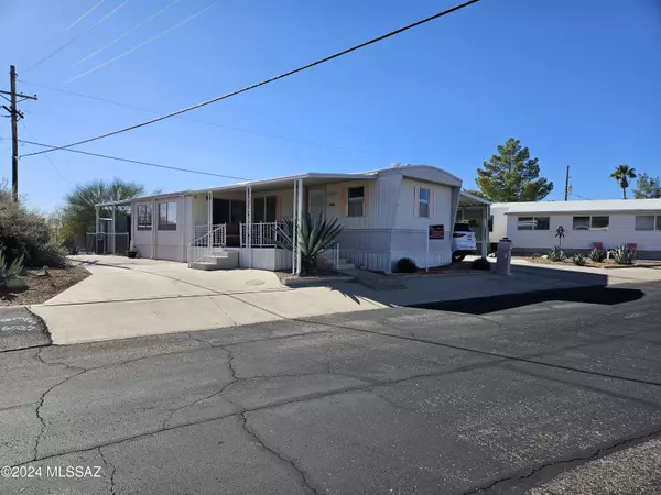 6027 W Lazy Heart Street, Tucson, AZ 85713