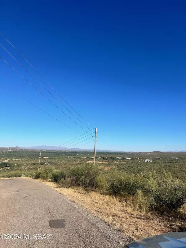 Rio Rico, AZ 85648,31 Avenida De Las Naciones  #10