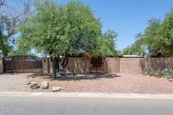 2401 N Indian Ridge Drive, Tucson, AZ 85715