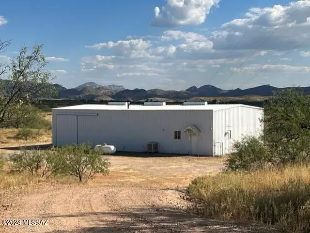 15585 W Cota Road, Arivaca, AZ 85601