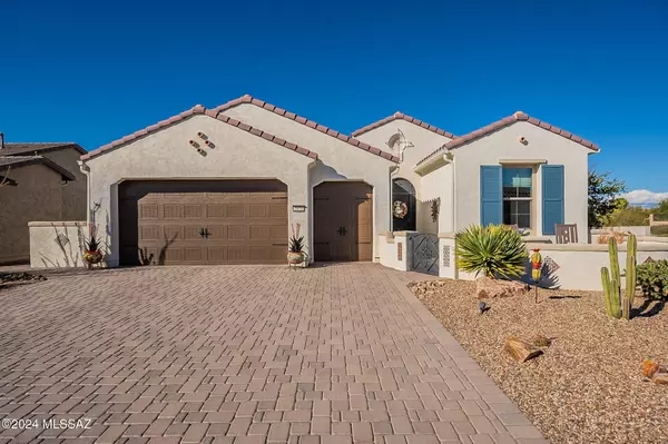 2471 E Canyon Crossing Drive, Green Valley, AZ 85614