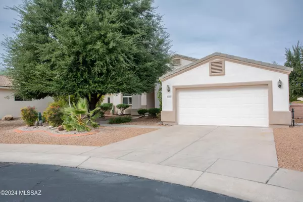 2852 S Greenside PL Place, Green Valley, AZ 85614