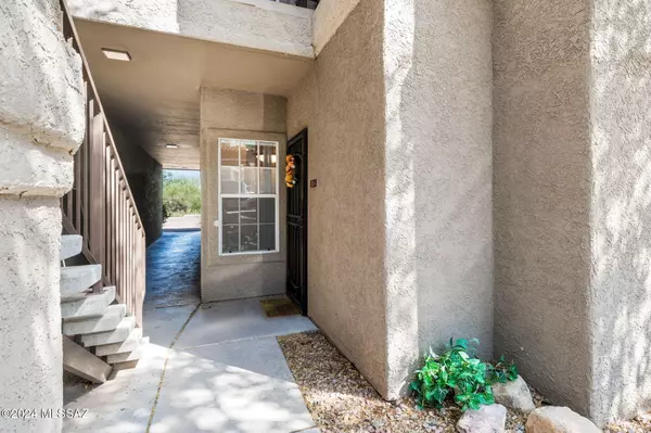 Tucson, AZ 85737,1500 E Pusch Wilderness Drive #10106