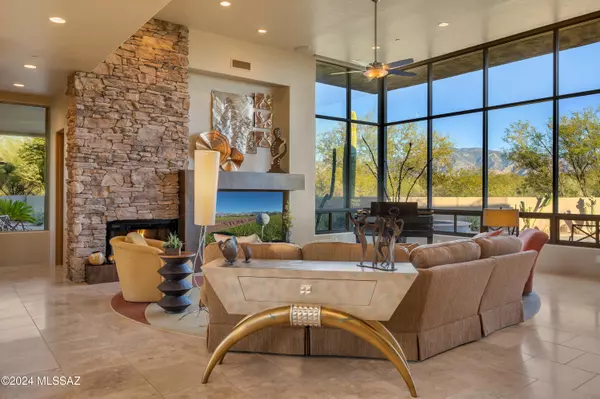 Oro Valley, AZ 85755,13681 N Old Forest Trail