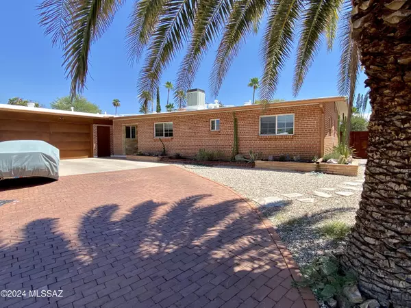 8936 E Calle Kuehn, Tucson, AZ 85715