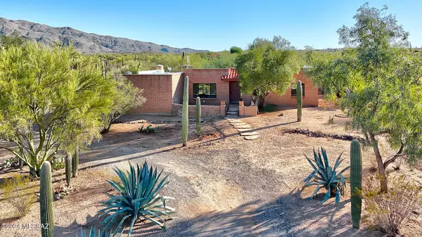 11760 E Twin Hills Trail, Tucson, AZ 85748