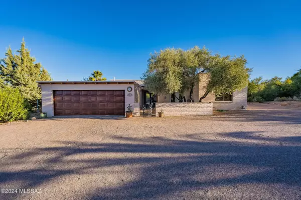 Green Valley, AZ 85622,511 W Continental Road