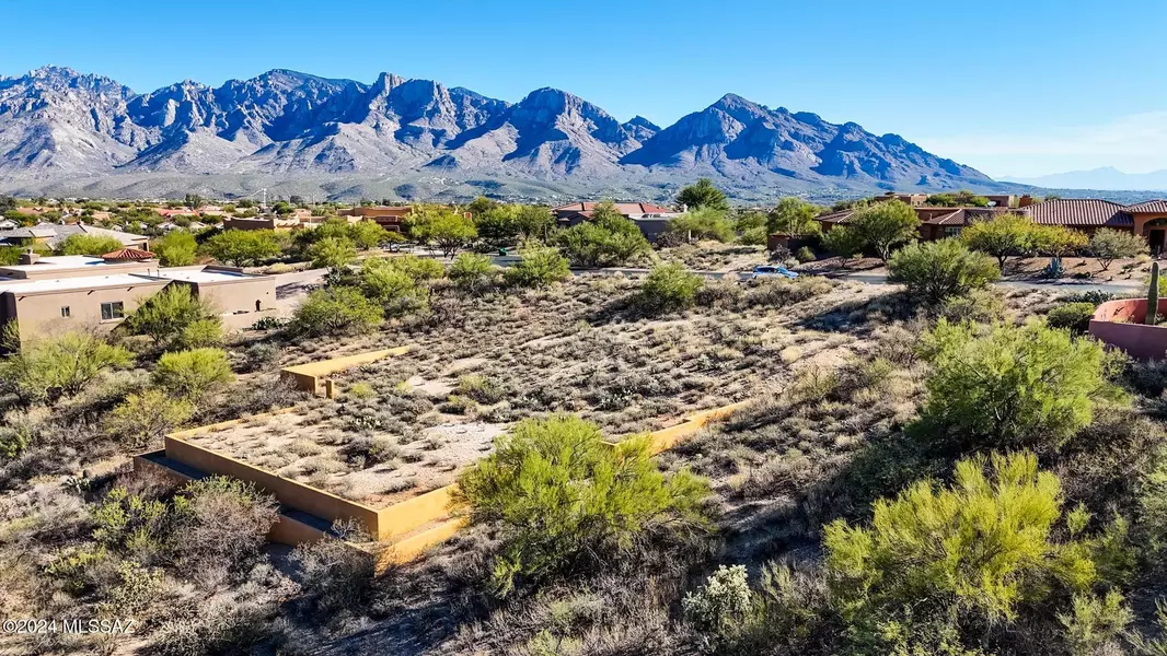 588 W Red Mountain Place #21, Oro Valley, AZ 85755