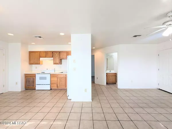 Tucson, AZ 85756,333 E Elvira Road #1