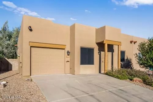 3964 S Calle Viva, Green Valley, AZ 85614