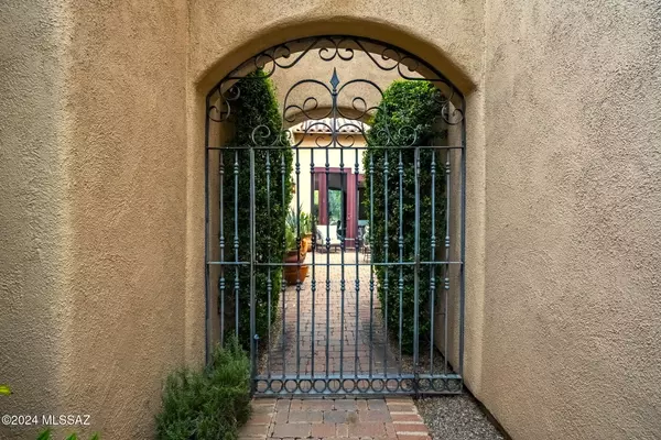 Tubac, AZ 85646,83 Avenida De Otero