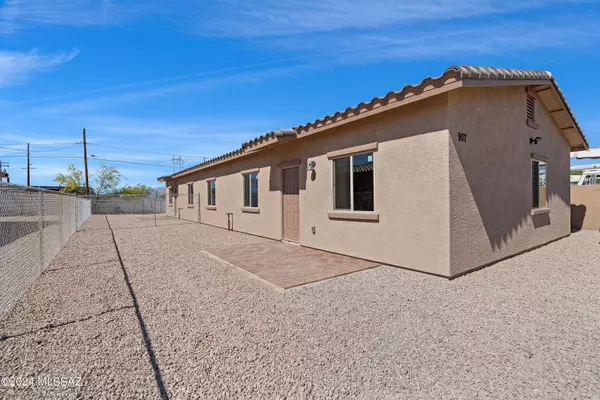 802 N Anita Avenue, Tucson, AZ 85705