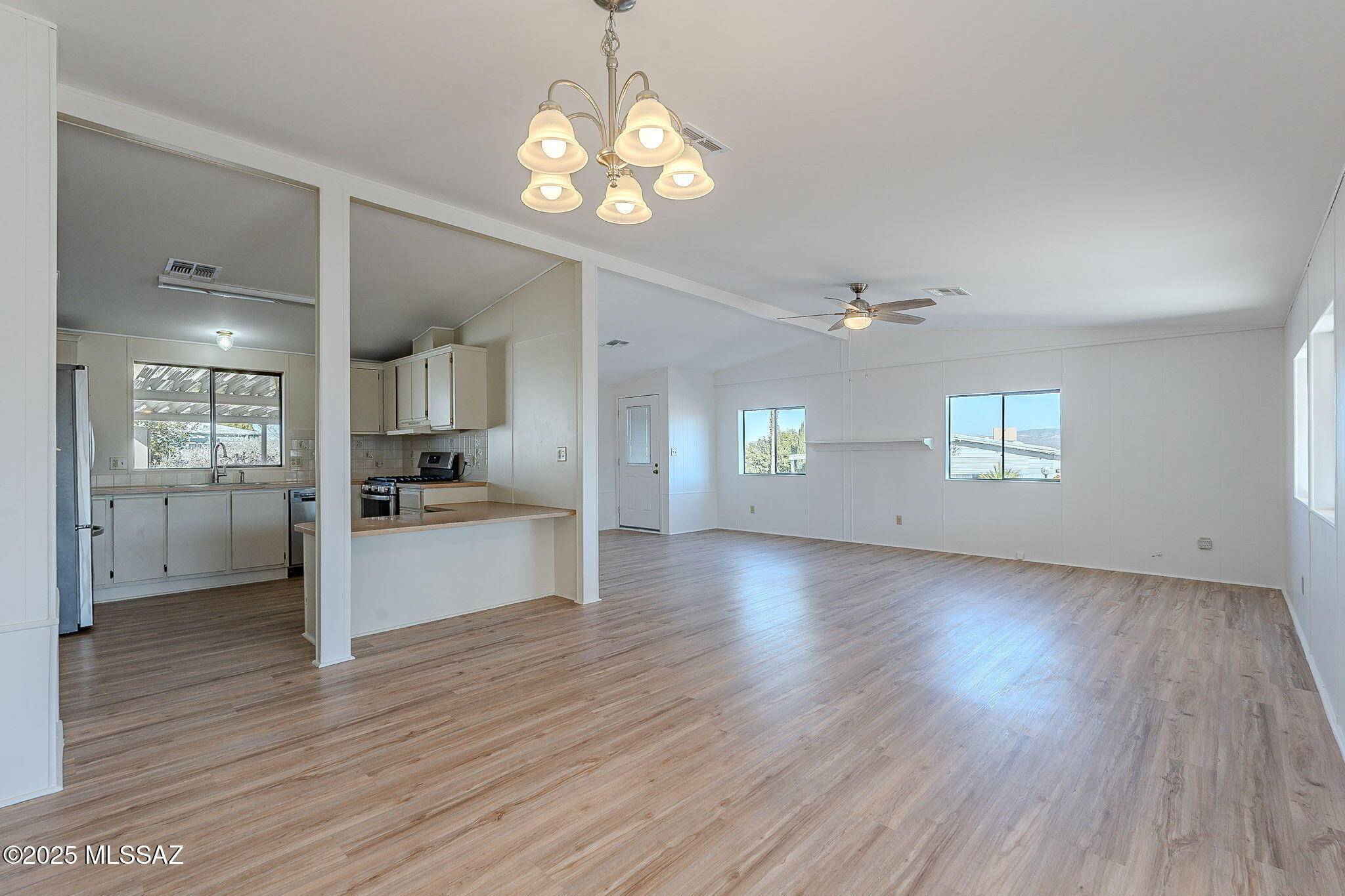 Green Valley, AZ 85614,224 W Tuna Drive