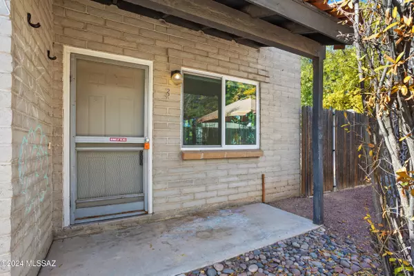 Tucson, AZ 85716,3646 E Blacklidge Drive #UNIT 3