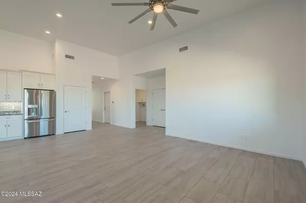 Corona De Tucson, AZ 85641,208 S Montgomery Place