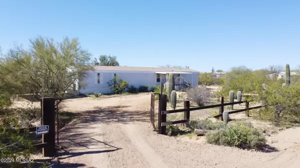 12251 W Cameo Mary Lane, Tucson, AZ 85743