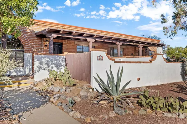 364 S Paseo Lobo  #C, Green Valley, AZ 85614