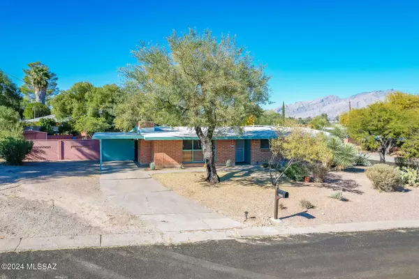 6123 E Hampton Street, Tucson, AZ 85712