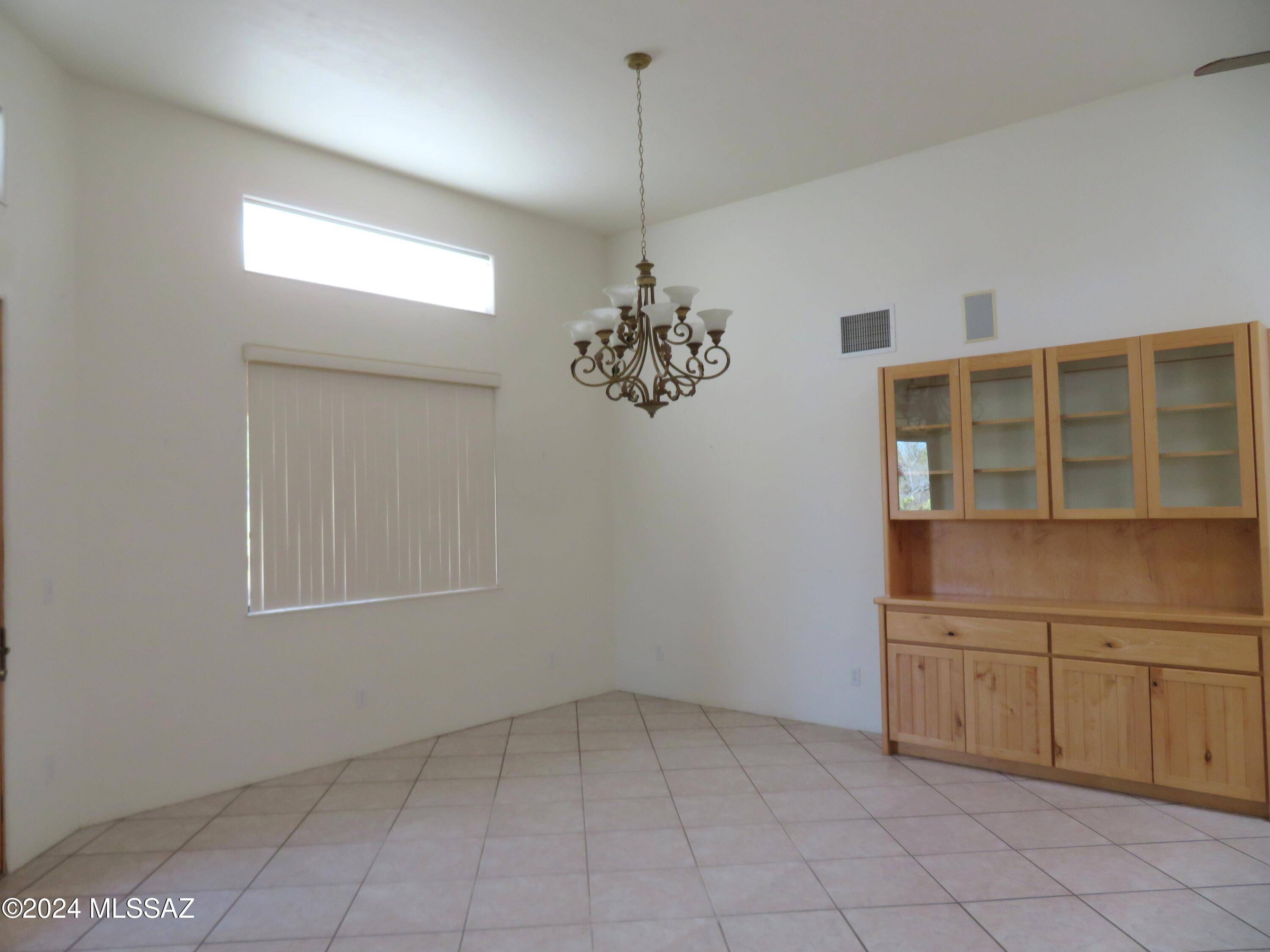 Tucson, AZ 85704,1325 W Panorama Road