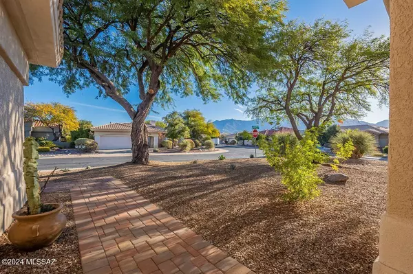 Oro Valley, AZ 85755,14709 N Silver Hawk Drive