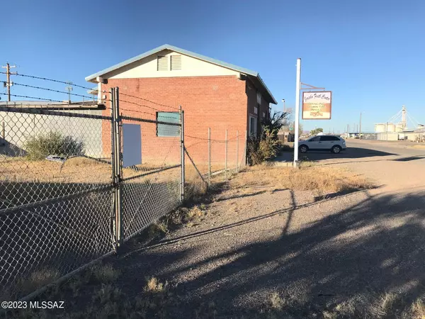 Willcox, AZ 85643,516 S Railroad Avenue