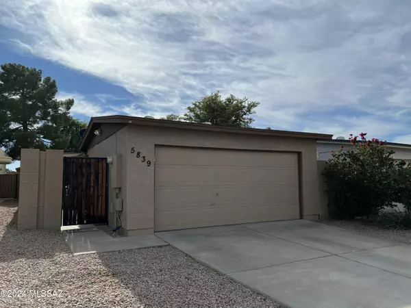 5839 E Norwood Street, Mesa, AZ 85214