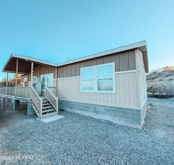 5310 W Hubbard Road, Thatcher, AZ 85552