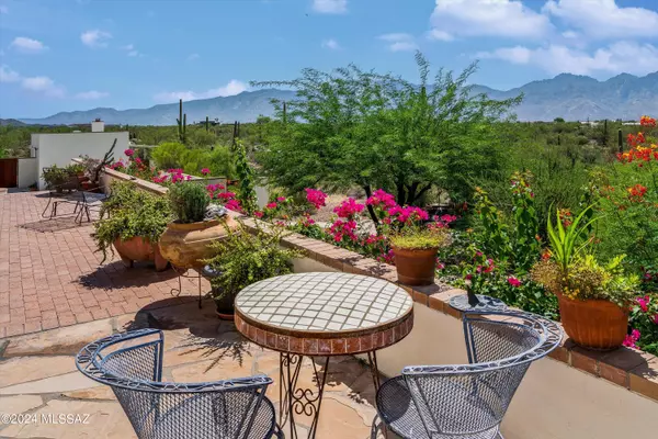 Oro Valley, AZ 85755,13450 N Piper Drive