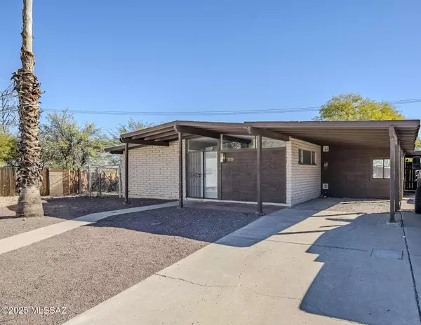 7225 E Flamenco Drive, Tucson, AZ 85710