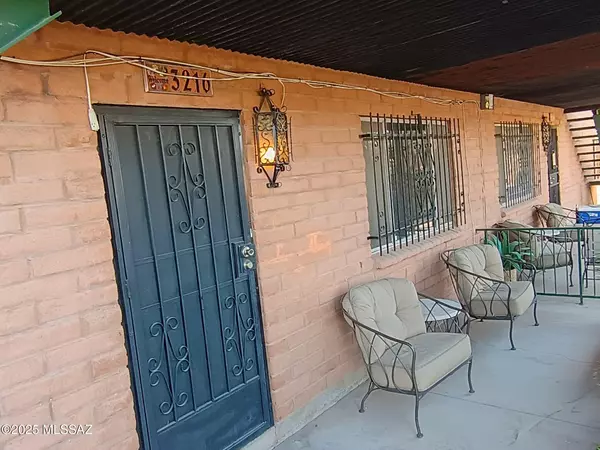 3208 E Almartin Street, Tucson, AZ 85716