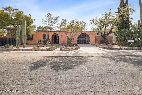 2509 W Calle Paraiso, Tucson, AZ 85745