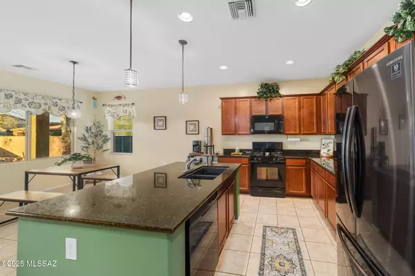 Sahuarita, AZ 85629,1135 E Lumberjack Trail