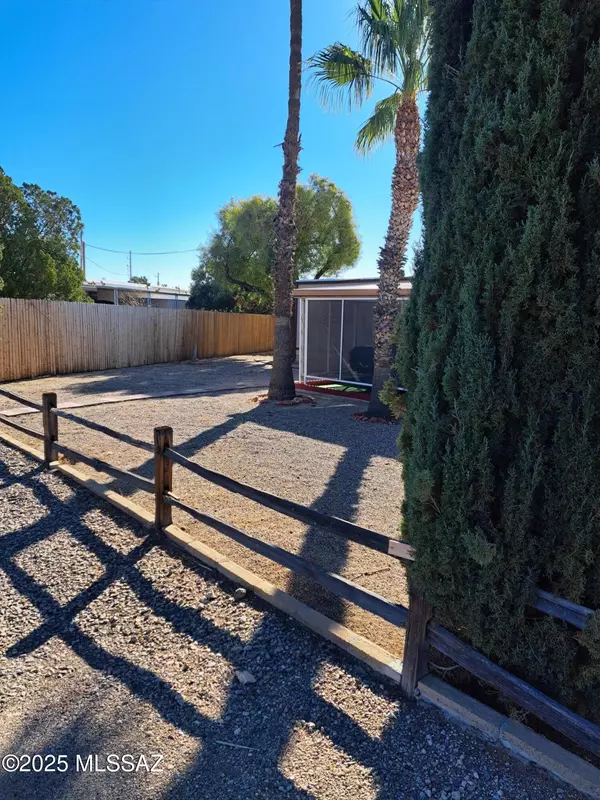 Tucson, AZ 85713,6187 W Lazy Heart Street